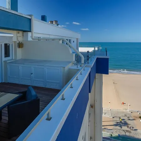 El Atico De La Reina By Cadiz4rentals Апартаменты *