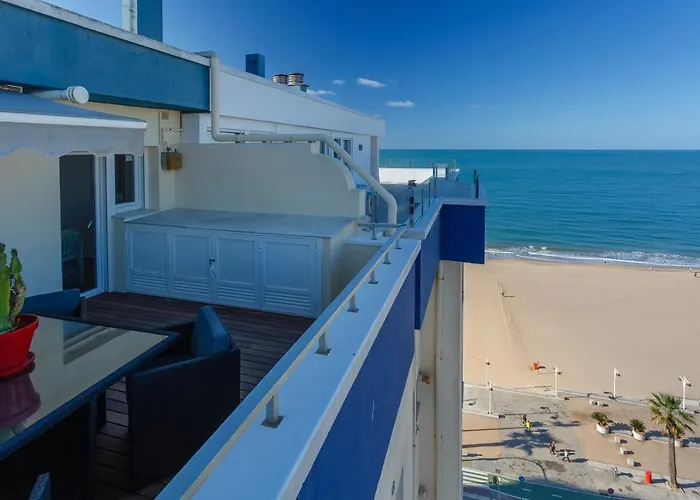 El Atico De La Reina By Cadiz4rentals Апартаменты *
