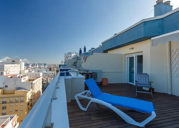 Apartment El Atico De La Reina By Cadiz4rentals *